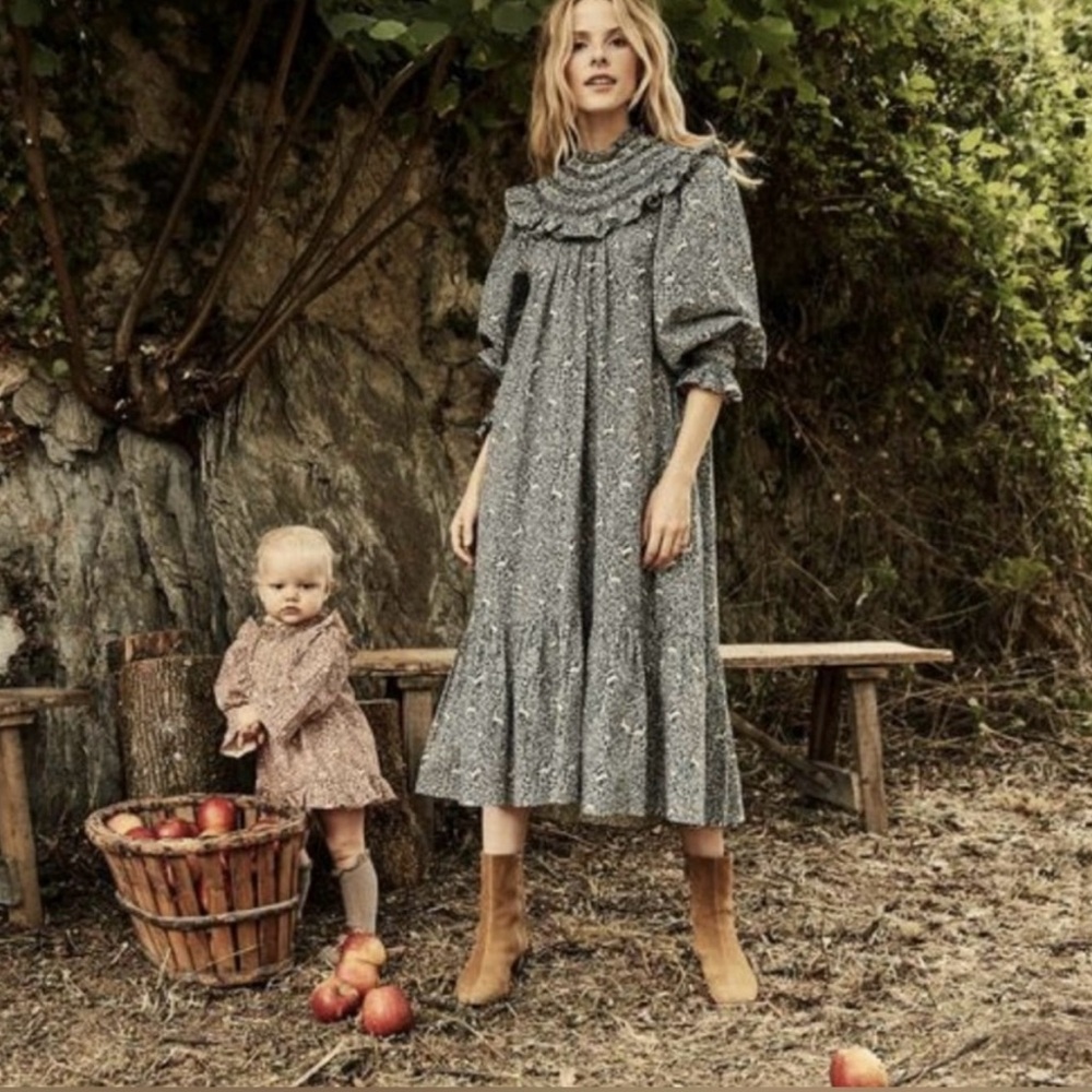 Dôen Floral Midi Dress